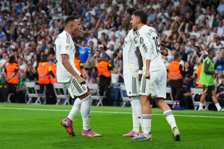 Real Madrid back on top after 3-1 win over Villarreal