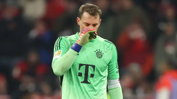 Manual Neuer ruled out with a year-ending injury