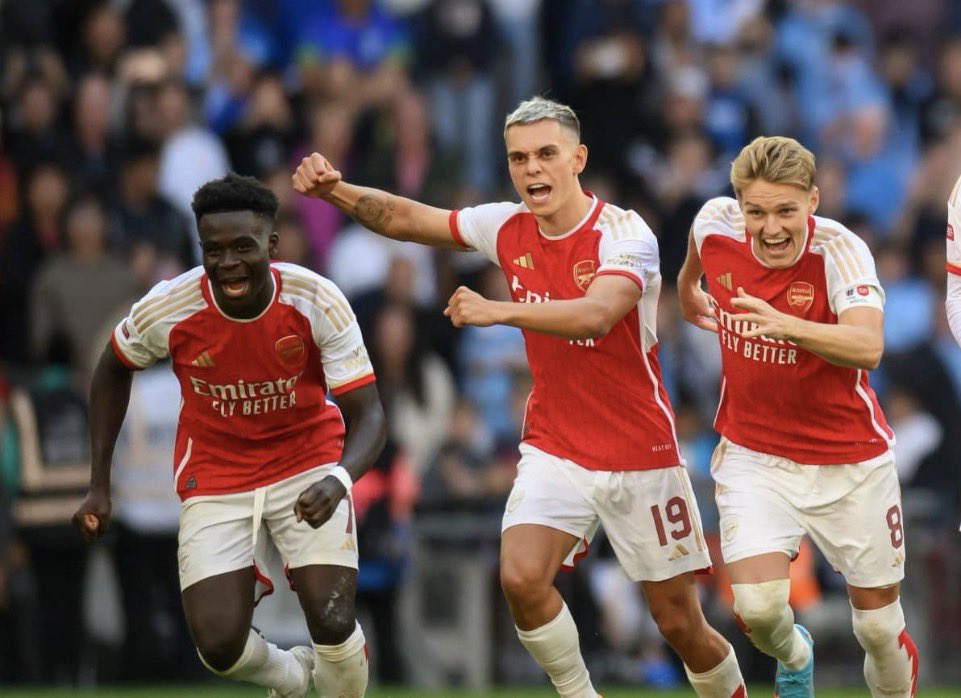 Arsenal trio travel with squad to Brentford, late fitness decision to be made