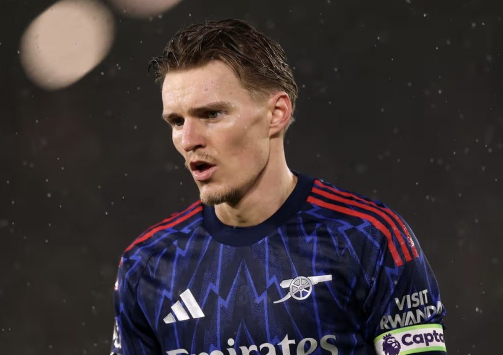 Martin Ødegaard opens up on latest knee injury scare Martin Ødegaard opens up on latest knee injury scare