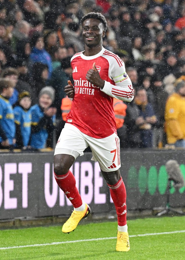 Bukayo Saka gives Arsenal an early lead at Wolves