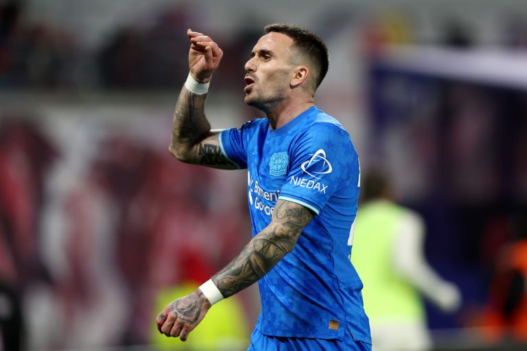 Bundesliga midfielder confirms contact by LaLiga giants