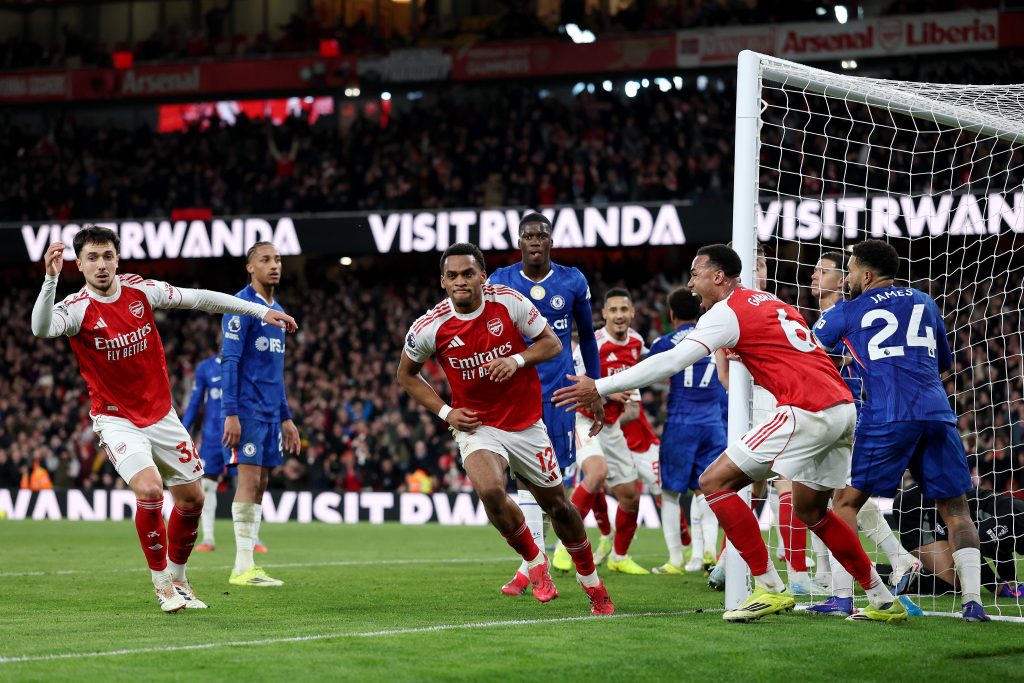 Premier League: Arsenal beat Chelsea to go five points clear again