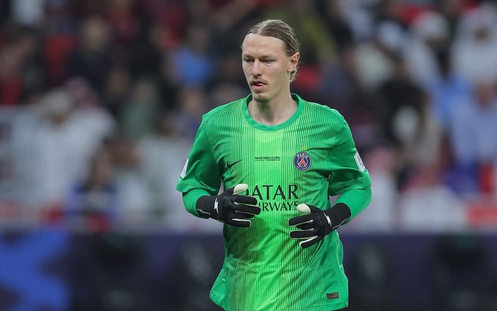 Player Ratings: 8/10 Safonov denied Chelsea as PSG win big in London