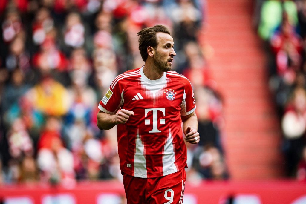 Harry Kane closes in on goal record in huge Bayern win Harry Kane closes in on goal record in huge Bayern win