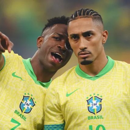 Vinícius Jr. hails Raphinha as among the world’s best Vinícius Jr. hails Raphinha as among the world’s best