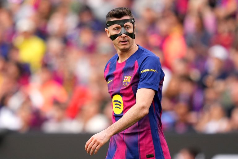 Barcelona names one key condition to renew Robert Lewandowski contract Barcelona names one key condition to renew Robert Lewandowski contract