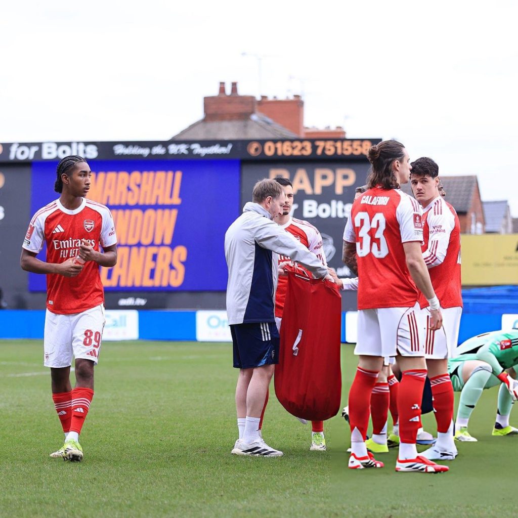 Arsenal to wear home shirt away at Southampton in FA Cup despite clash in colours
