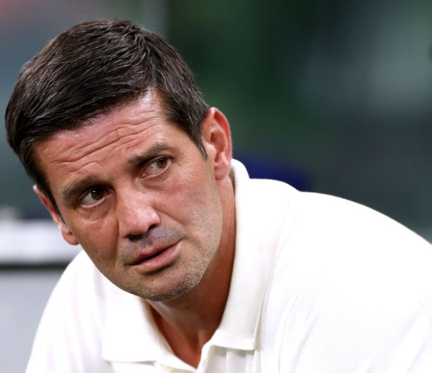 Cristian Chivu demands focus as Inter set to take advantage on Milan slip