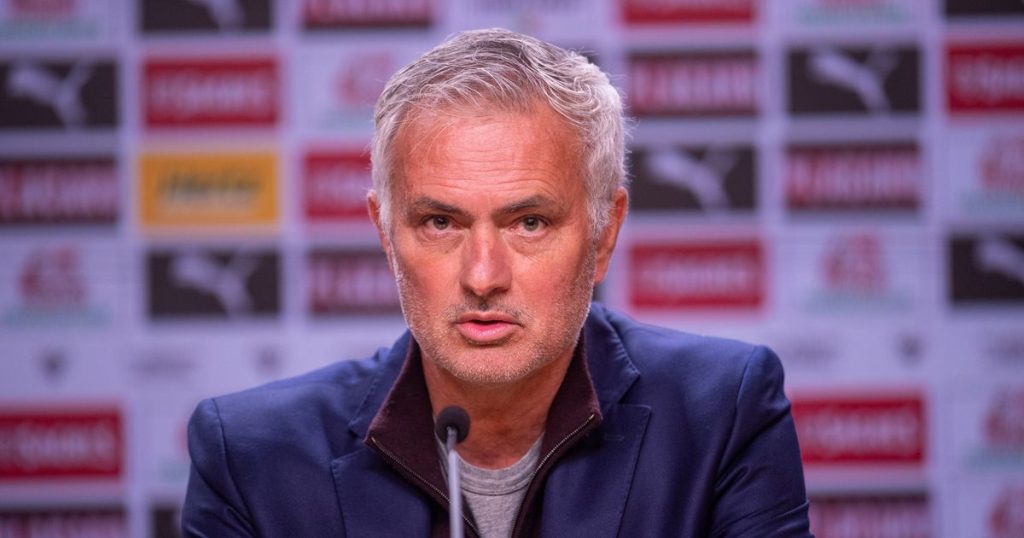 Mourinho says Real Madrid have not contacted him