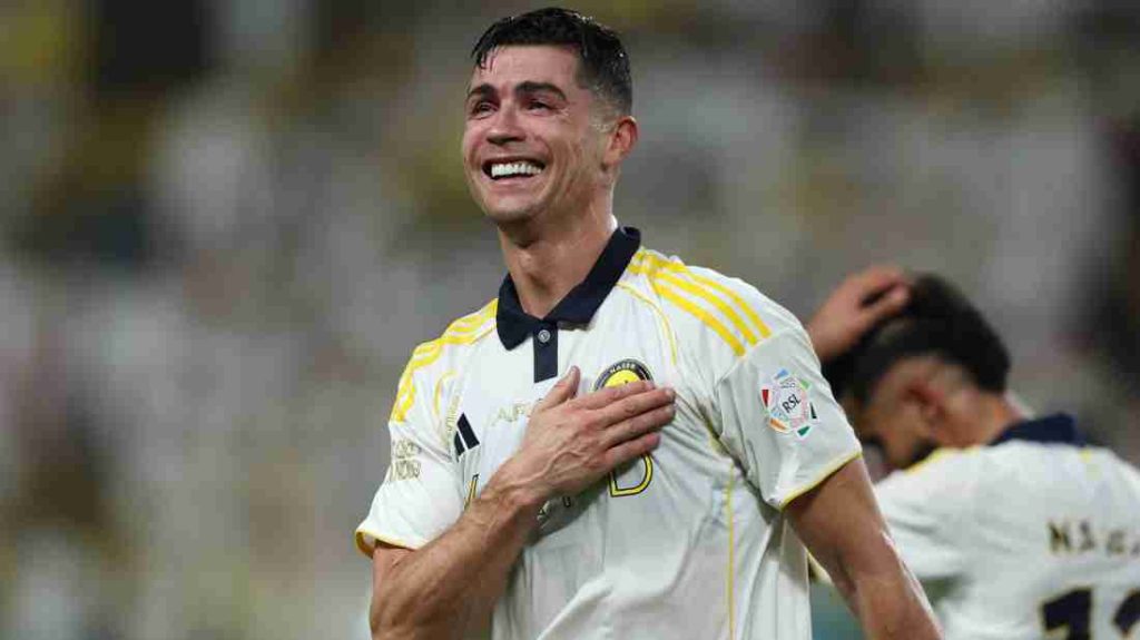 Ronaldo backed for shock Manchester United boardroom role by former teammates Ronaldo backed for shock Manchester United boardroom role by former teammates