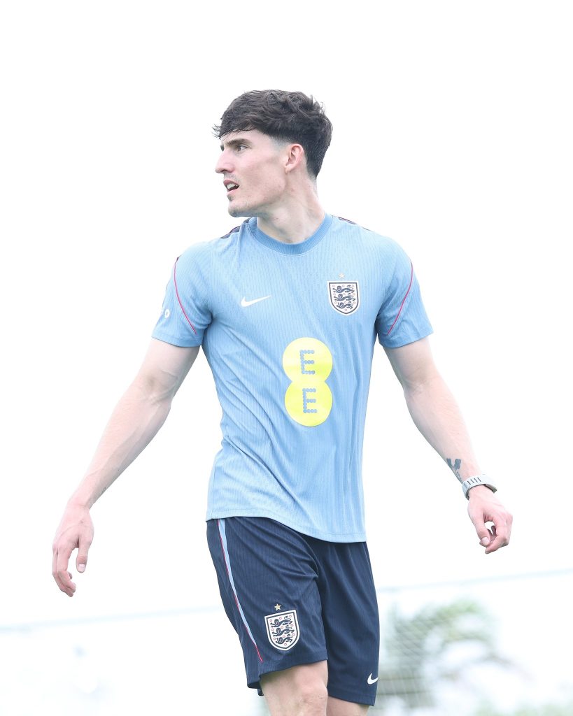 Tino Livramento withdraws from England squad…