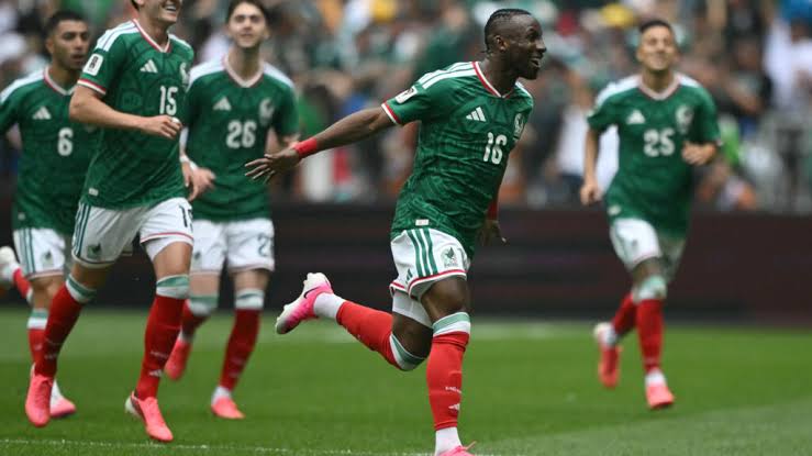 Mexico opens World Cup with win over South Africa Mexico opens World Cup with win over South Africa