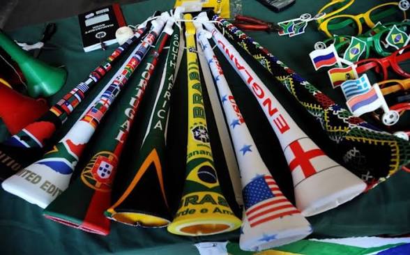 FIFA bars vuvuzelas, laser pointers from World Cup stadiums
