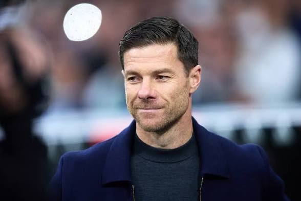 Chelsea bid £26m for Sunderland’s “best player” on Alonso’s request