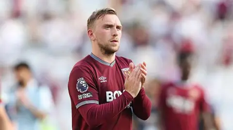 Bowen set to stay at West Ham for Championship return Bowen set to stay at West Ham for Championship return