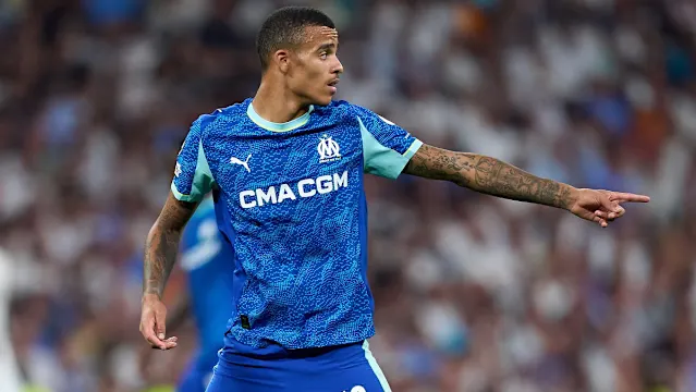 Greenwood completes €40M Fenerbahçe move, Man United cash in Greenwood completes €40M Fenerbahçe move, Man United cash in