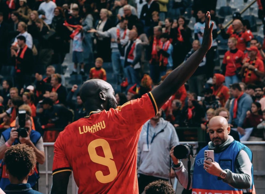Romelu Lukaku could still leave Napoli this summer Romelu Lukaku could still leave Napoli this summer