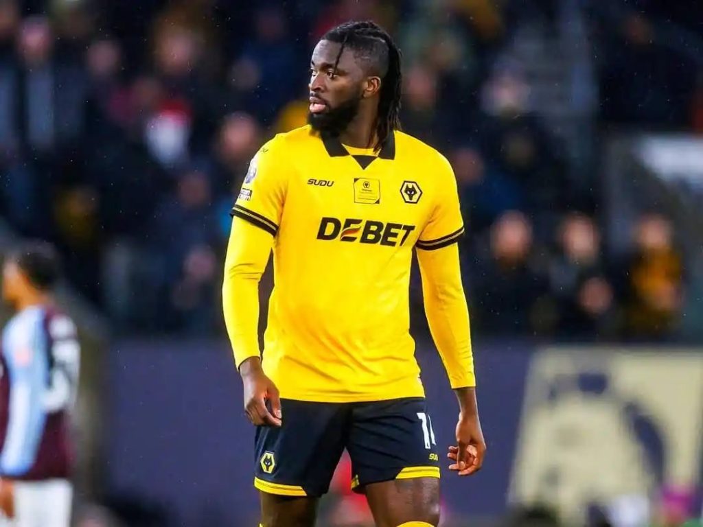 Tolu Arokodare joins Ajax Amsterdam following Wolves agreement