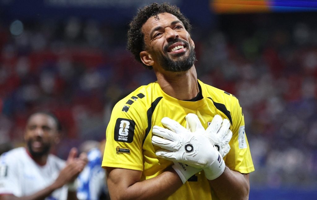 Vozinha faces shirt name rejection at Colo-Colo