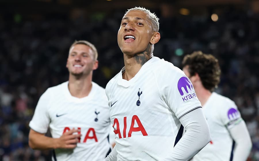 Richarlison fires 10-man Spurs past Chelsea in Sydney Richarlison fires 10-man Spurs past Chelsea in Sydney